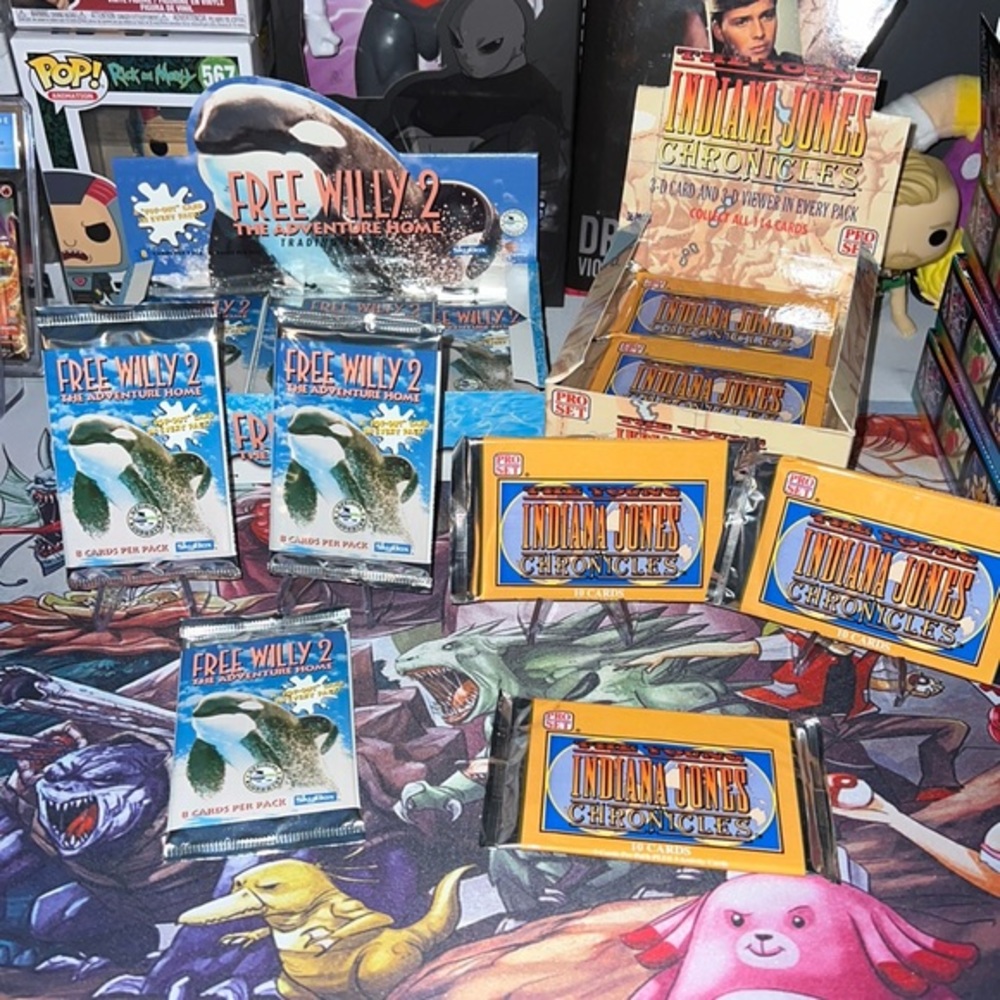 6x MOVIE CARD PACKS - 3x Indiana Jones Chronicles and 3x Free Willy 2 Card Packs